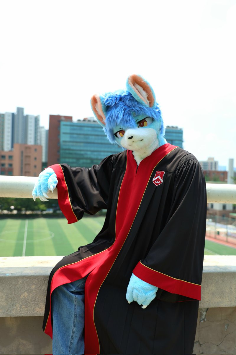 맥가이버 🔜 FURSTCLASS tweet media