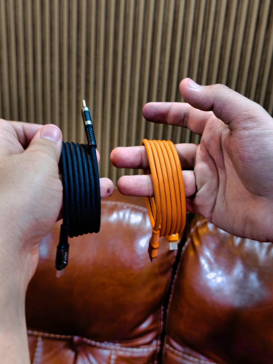 gogiinc's tweet image. This URBN One Type-C cable delivers blazing fast speeds with a premium braided build all at just ₹999.

Worth the upgrade? Looks like it.

#240WCharging #USBTypeC #FastCharging