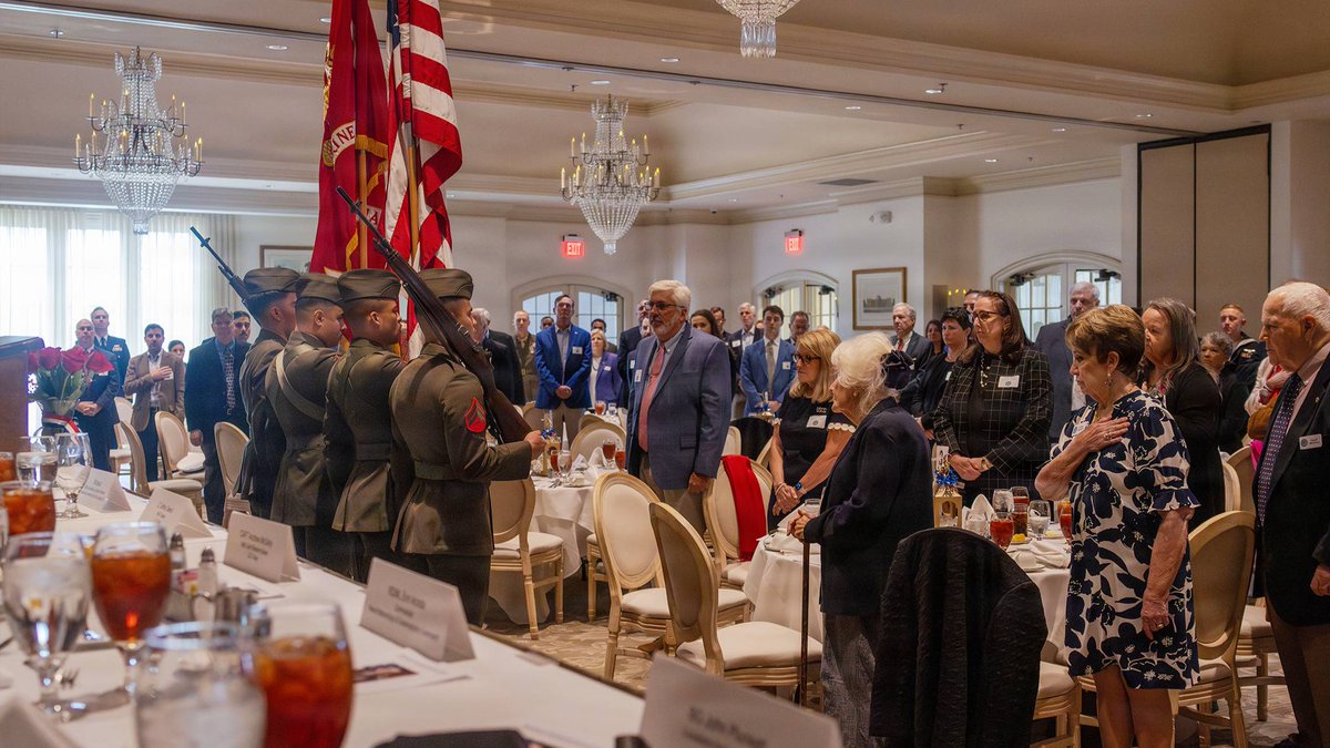 Marine Corps Reserve tweet media