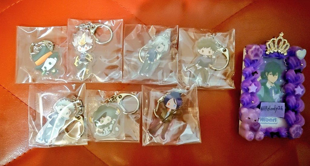 AMelody26's tweet photo. 【交換　譲渡】家庭教師ヒットマンREBORN!　レトロちっくシリーズ
アクリルキーホルダー　缶バッジ

譲…リボーン　綱吉　獄寺　山本　了平　骸　ランボ
求…同異種雲雀、定価＋送料

譲渡の場合はゆうちょ振込み
郵送希望
宜しくお願いします。 https://t.co/us2H5v7Pts