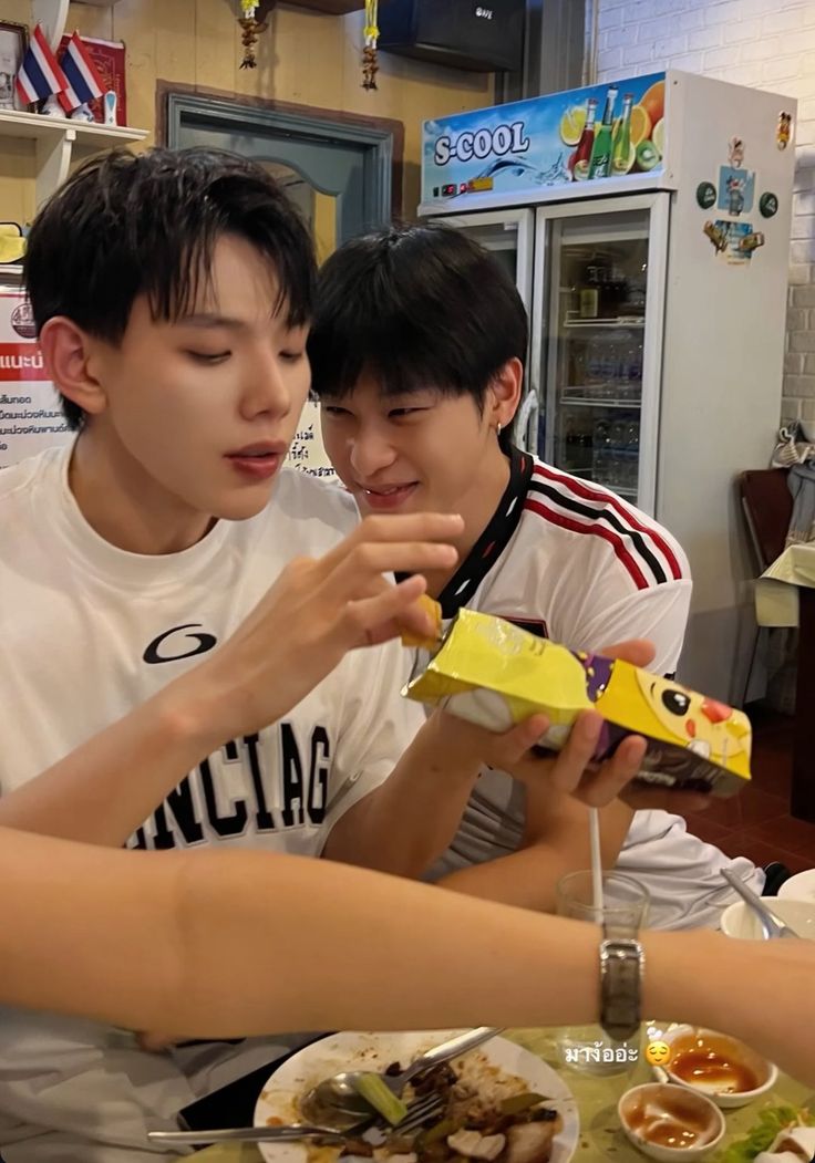 ถัง ถัง 🗑️ ☆ミ tweet media