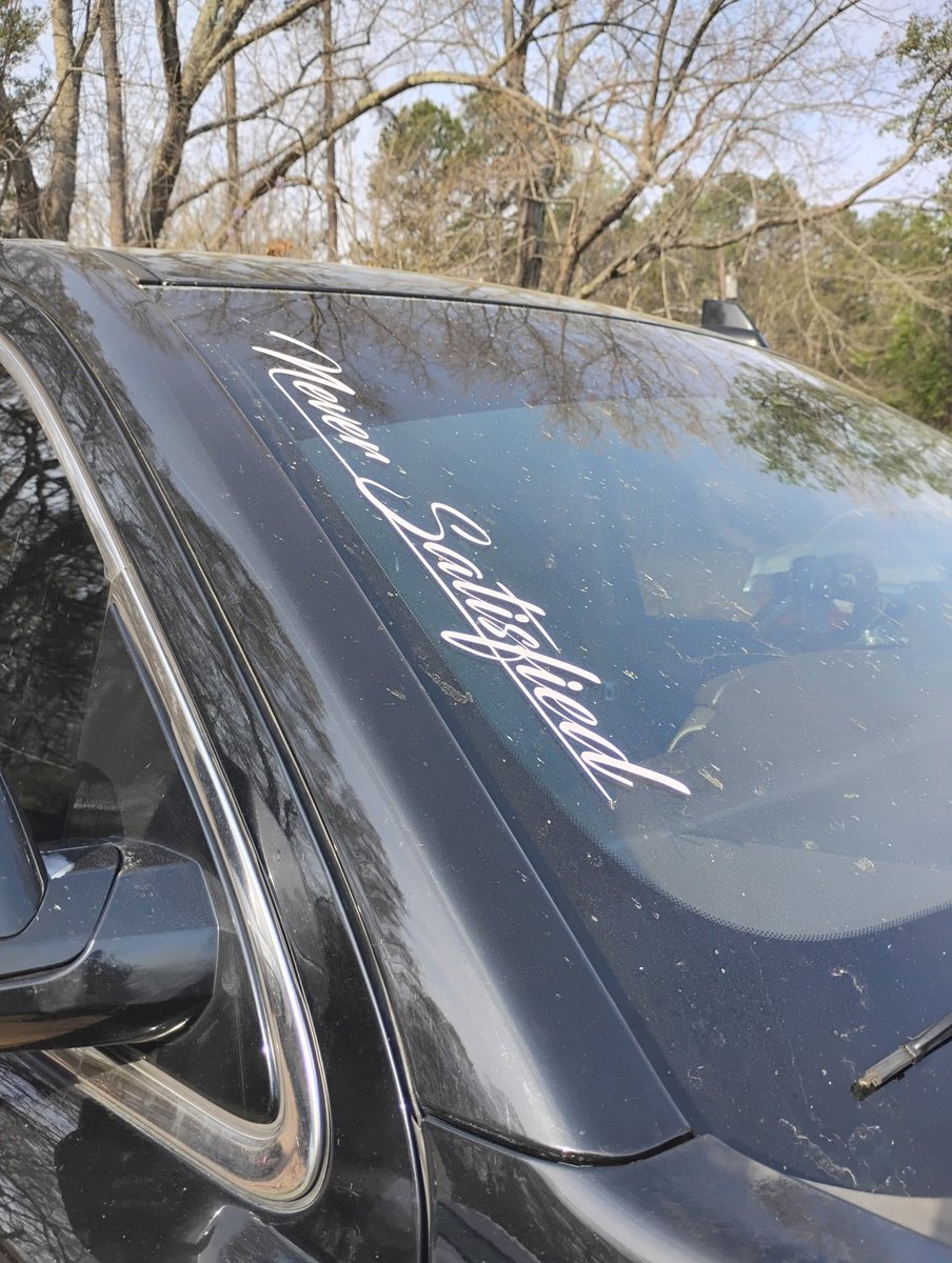 HeBSkiiiZ tweet media