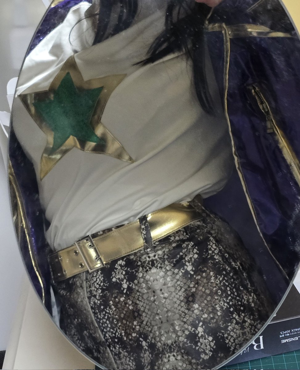 질소ⁿⁱᵗʳᵒᵍᵉⁿ tweet media