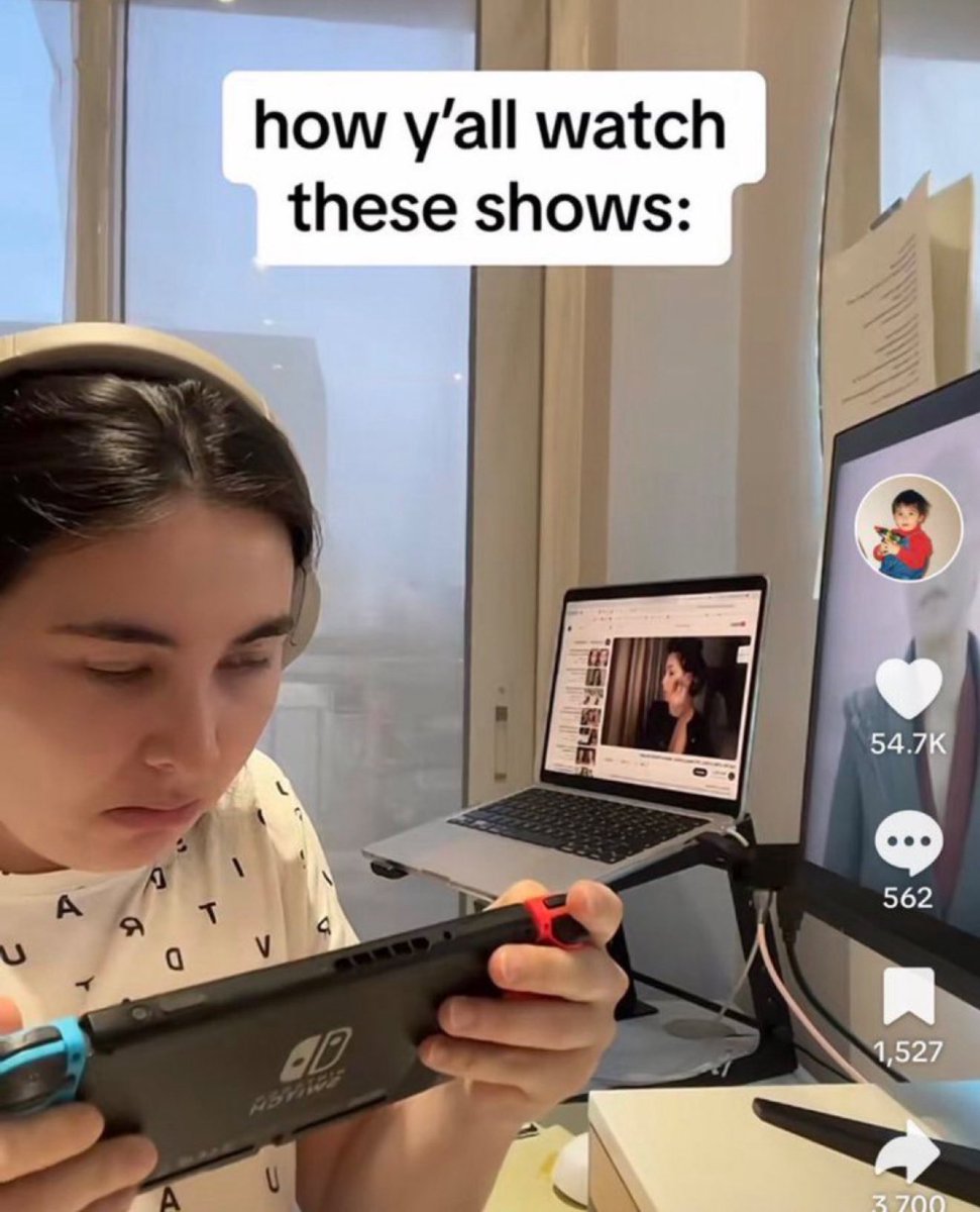 jackie 𝜗ৎ tweet media