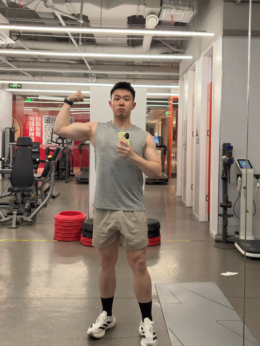 zywgekko tweet media