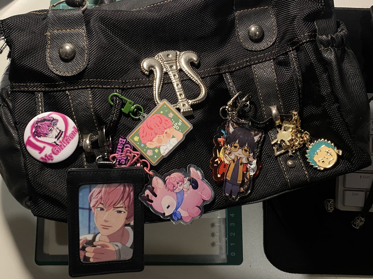 giga kay ✮⋆˙ tweet media