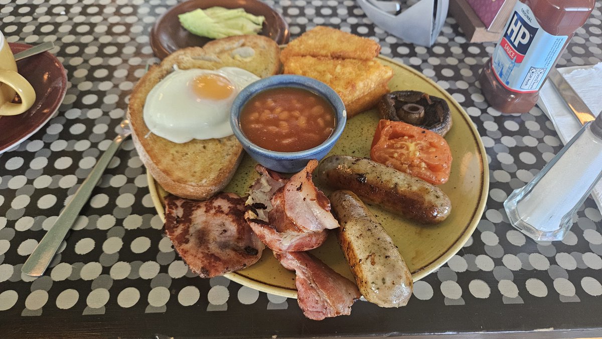 princess_emma 👑 tweet media