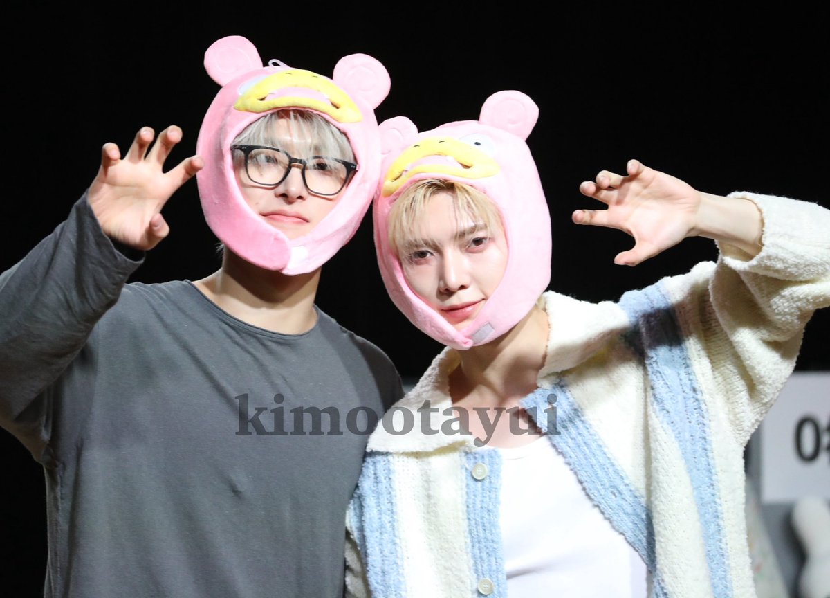 20260326 도베즈(민기♡여상)

여상이는 “민기는 ATINY에게는 슈퍼스타지만, 나한테는 그 외의 선택지 전부야 (애기, 병아리, 공주야)”라고 했어

#민기
#여상
#도베즈