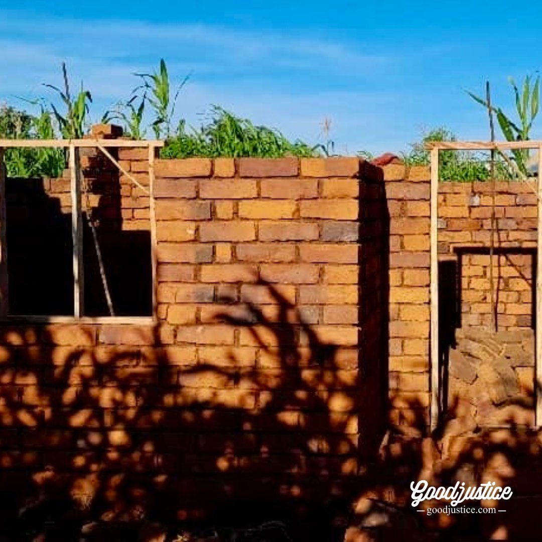 goodjustice's tweet photo. Something to come home to. #goodjustice #goodhomes #malawi
Give here: https://t.co/he0ggn7So5 https://t.co/niO2Cdfe4R
