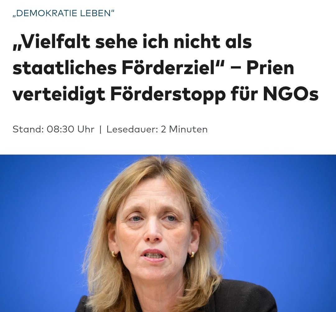 Mel Aura tweet media