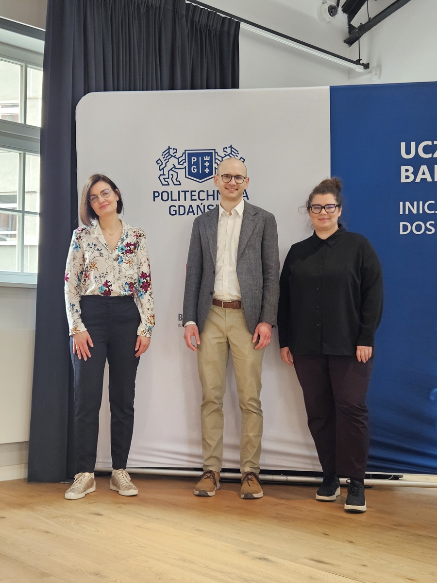 KPK_PL's tweet image. 💥Ekspertka #KPK Kasia Kubica-Oroń poprowadziła na @PolitechnikaGda szkolenie „ERC: strategia na sukces”.

👥 Swoimi doświadczeniami podzielili się laureaci konkursu #ERCStG 2025: dr hab. inż. Anna Siekierka @PWr_Wroclaw oraz dr inż. Wojciech Krauze z @PW_edu