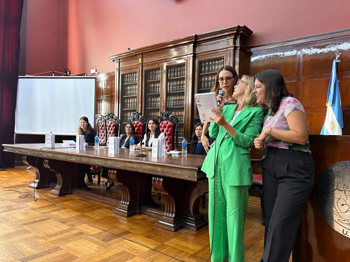 Red de Profesoras de Derecho-UBA tweet media