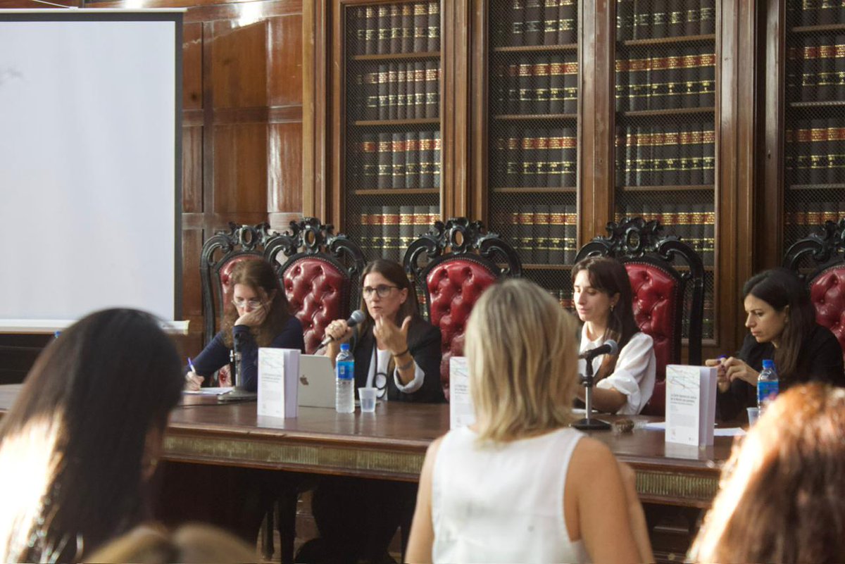 Red de Profesoras de Derecho-UBA tweet media