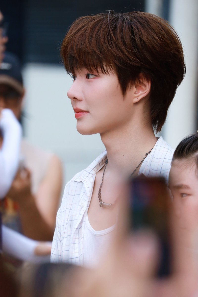 𝐟𝐥𝐨𝐰𝐞𝐫𝐰𝐚𝐲 tweet media