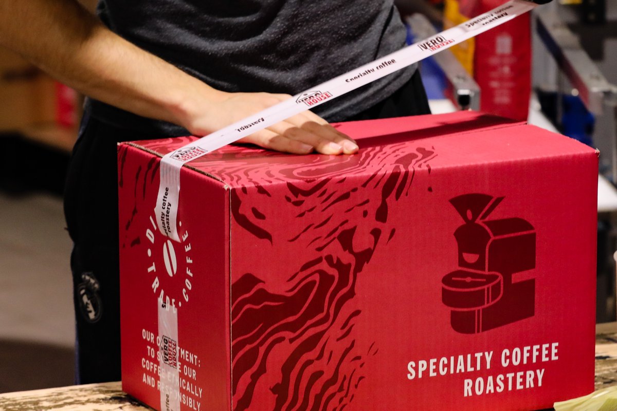 mtpakcoffee's tweet photo. How does a coffee packaging machine work? To get some tips, we spoke to Darius Vezelis, the co-owner of @VeroCoffeeHouse, a Lithuania-based coffee chain he built with his wife that now has more than 30 locations across the country: https://t.co/UqiCVH8FU9 https://t.co/fIrUEiTAK8