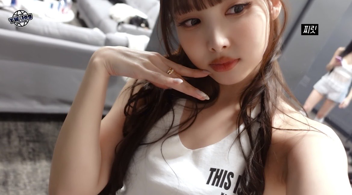 Moon🌙 tweet media