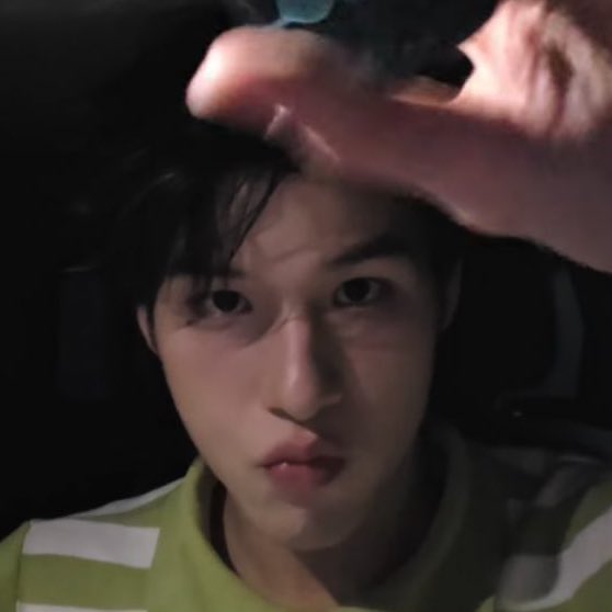 แอคดาว — ⊹⭐️ tweet media