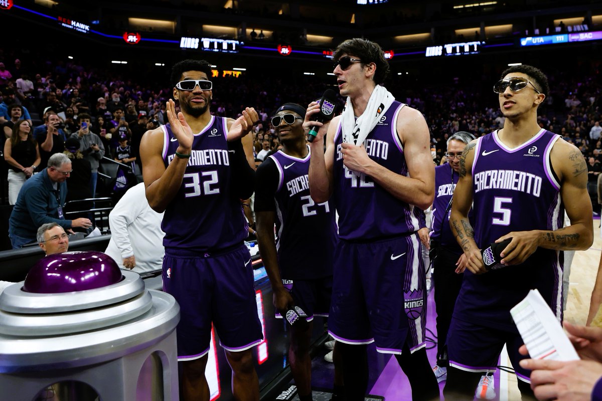 Alex Barutha 🏀 tweet media