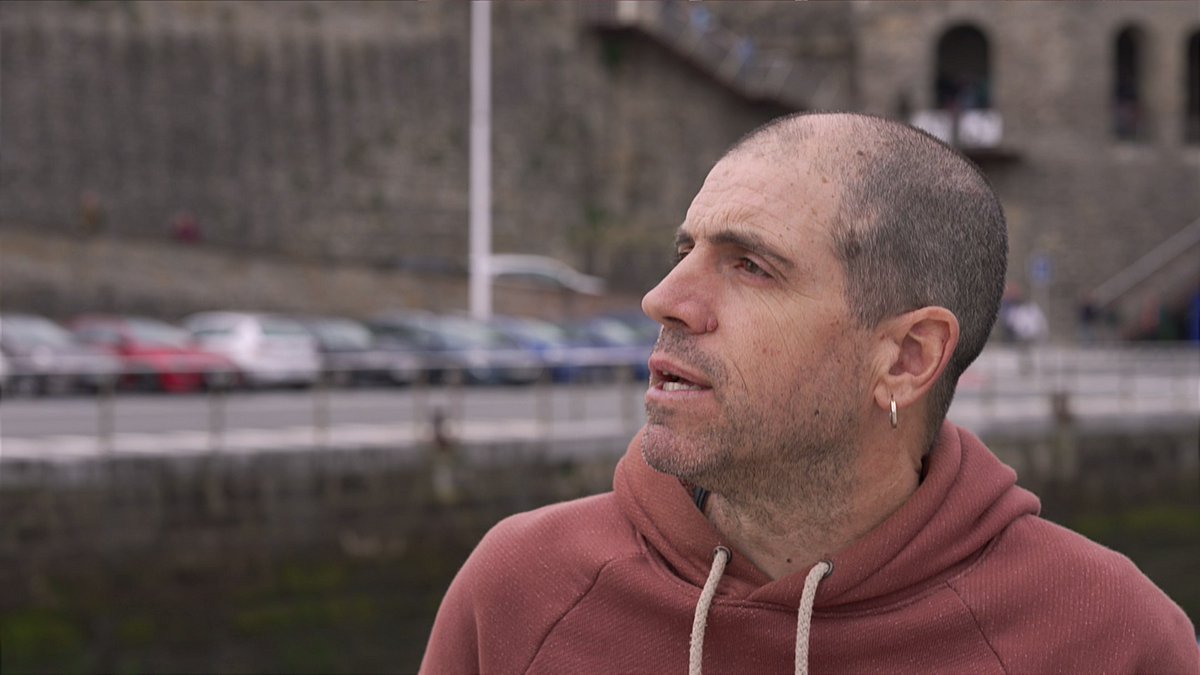 Artefaktua tweet media