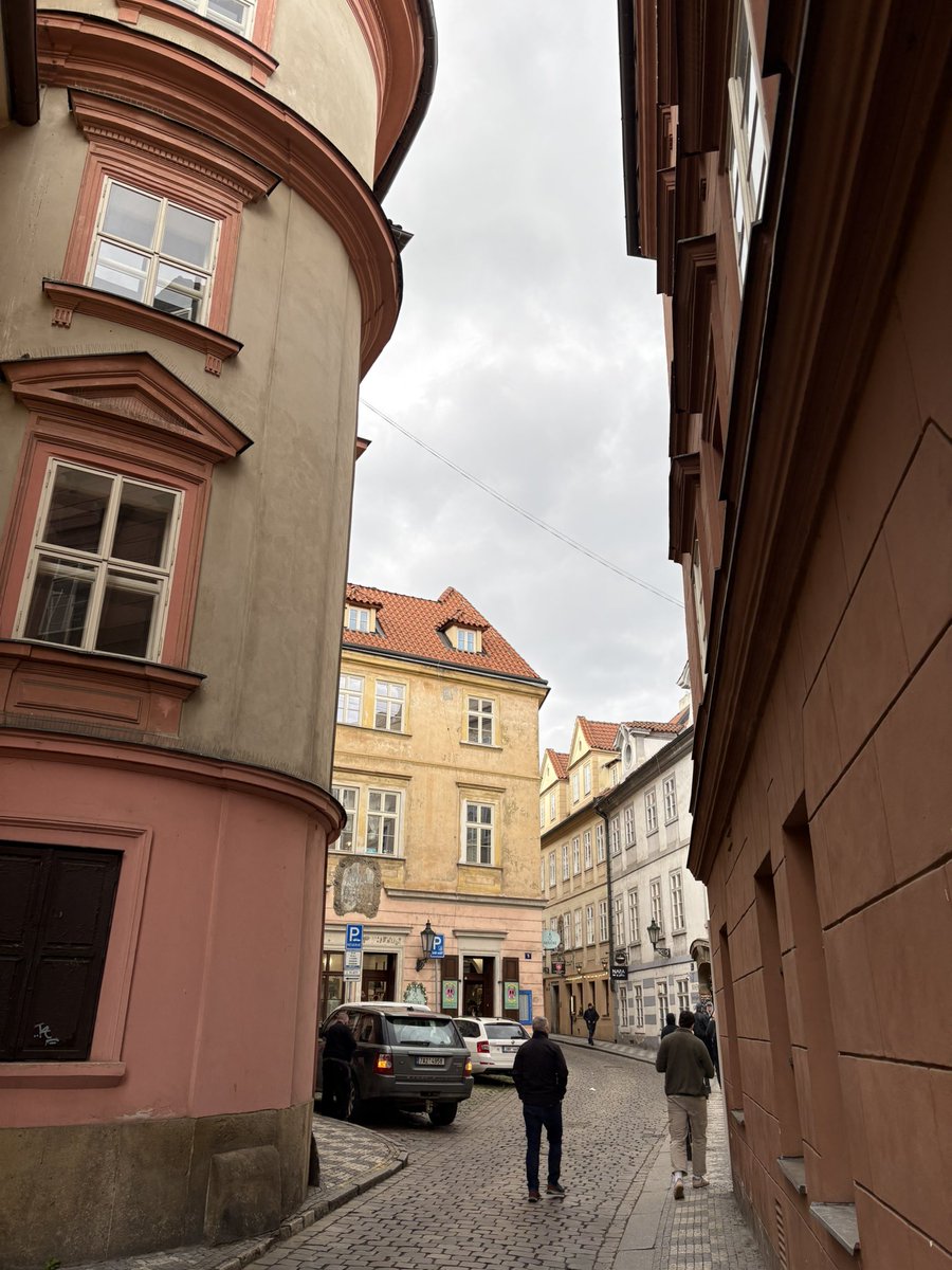 brendanbelfast tweet media