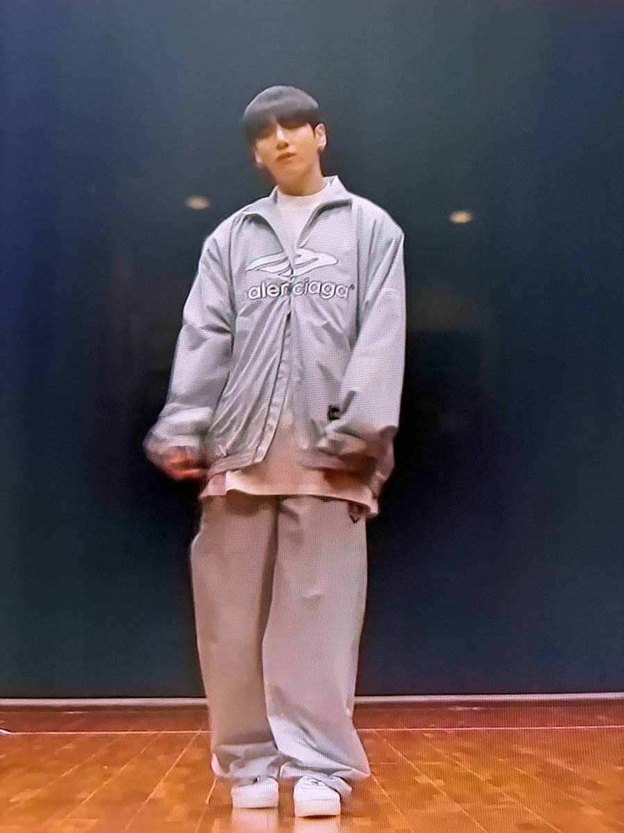 미나_37 tweet media