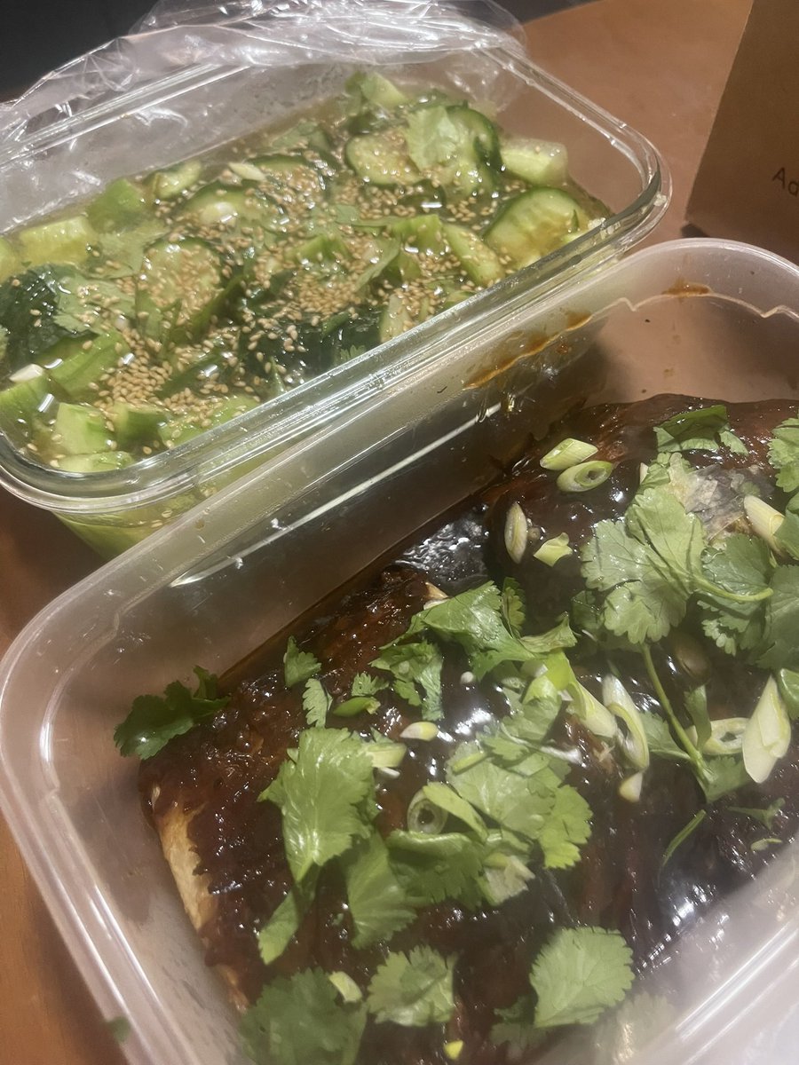 n9loser's tweet photo. homemade spare ribs &amp; chinese style cucumber salad https://t.co/3rYZg7AcC0