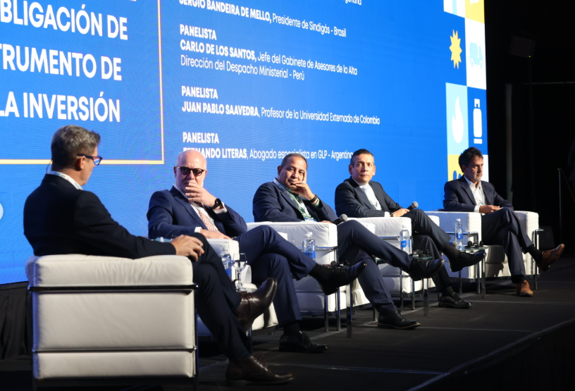 Economía UExternado tweet media