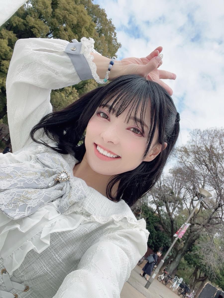 ひとみ