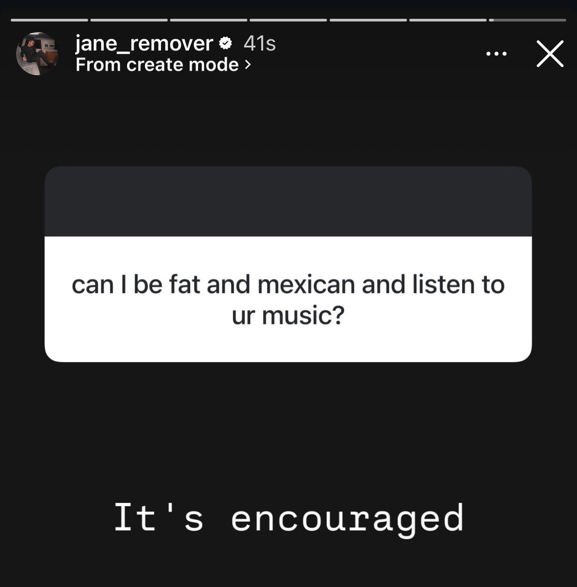 christina tweet media