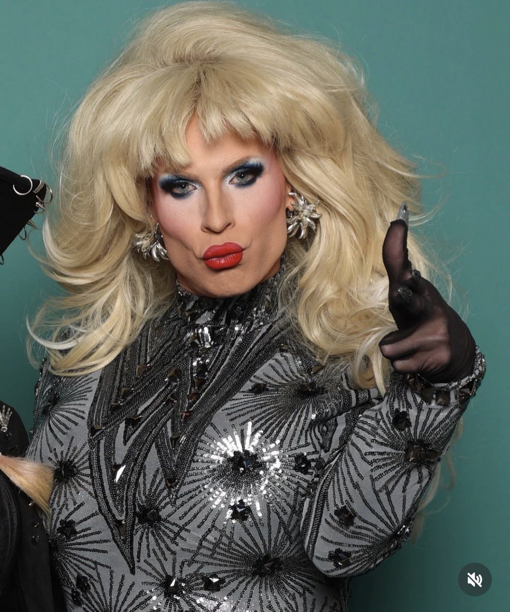 kaitlyn🪻 tweet media