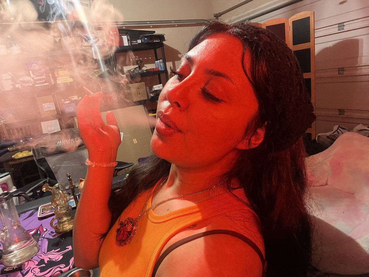 Audrey 🕯️✨ tweet media