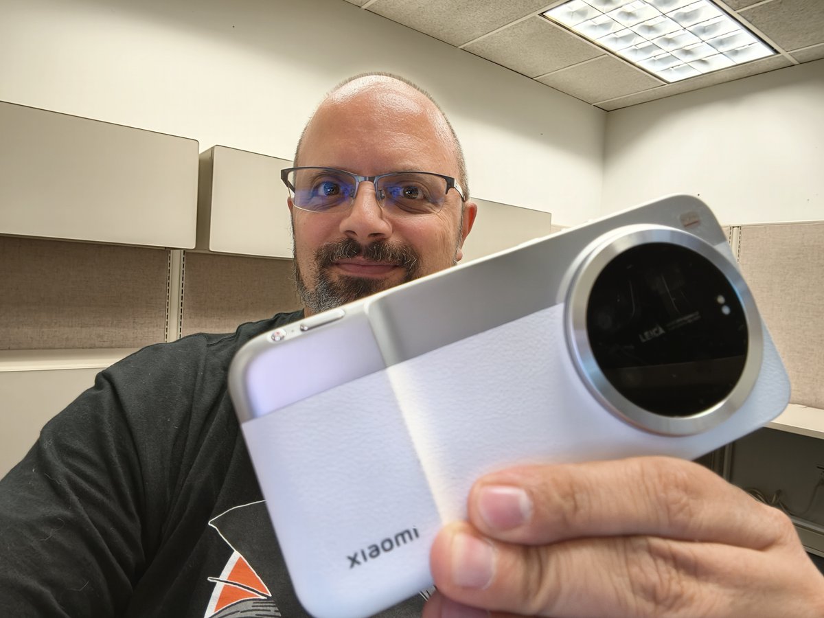 TK Bay - طارق باي tweet media