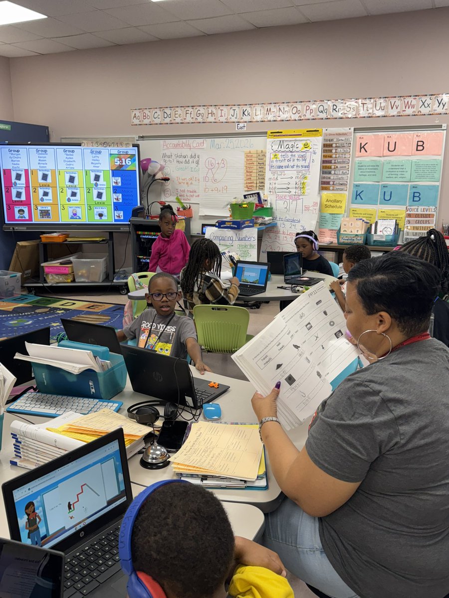 APJkallen's tweet image. RTI is Intentional at Anderson: Way to go Ms. Thomas! #instructionalexcellence @LAshley2016