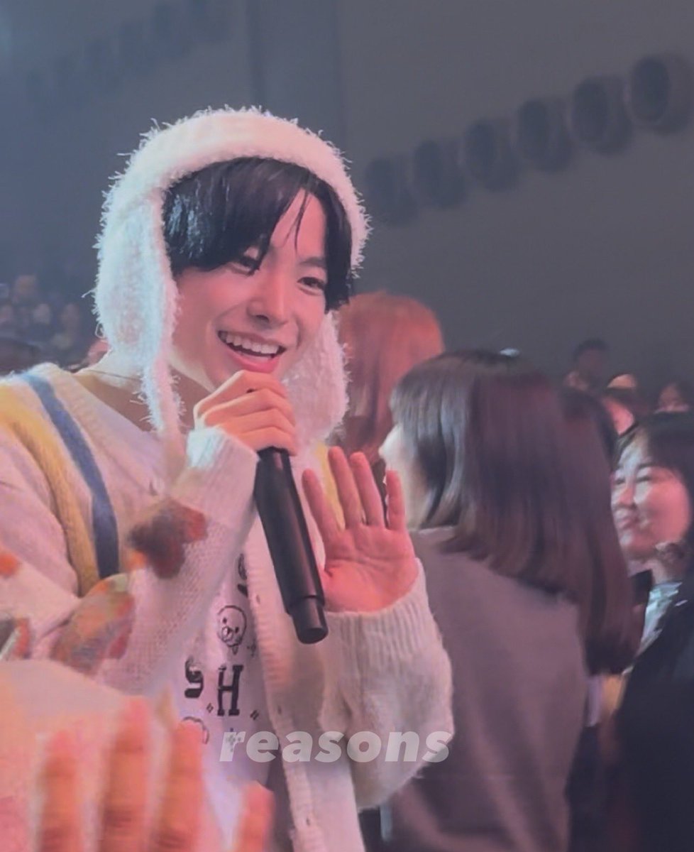 雨のち曇り tweet media