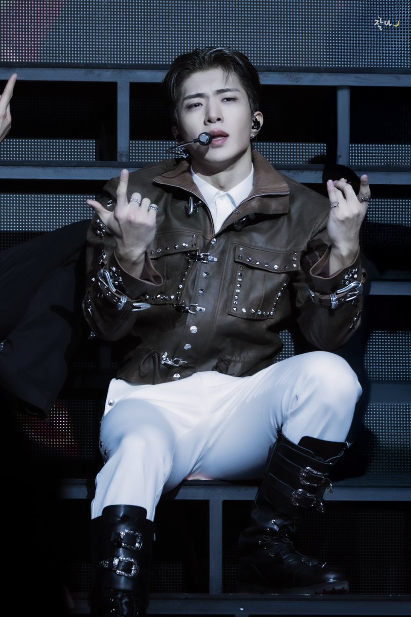 찰나🌙 tweet media