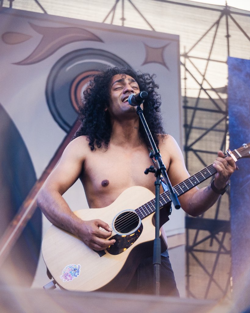 NH7 Weekender tweet media
