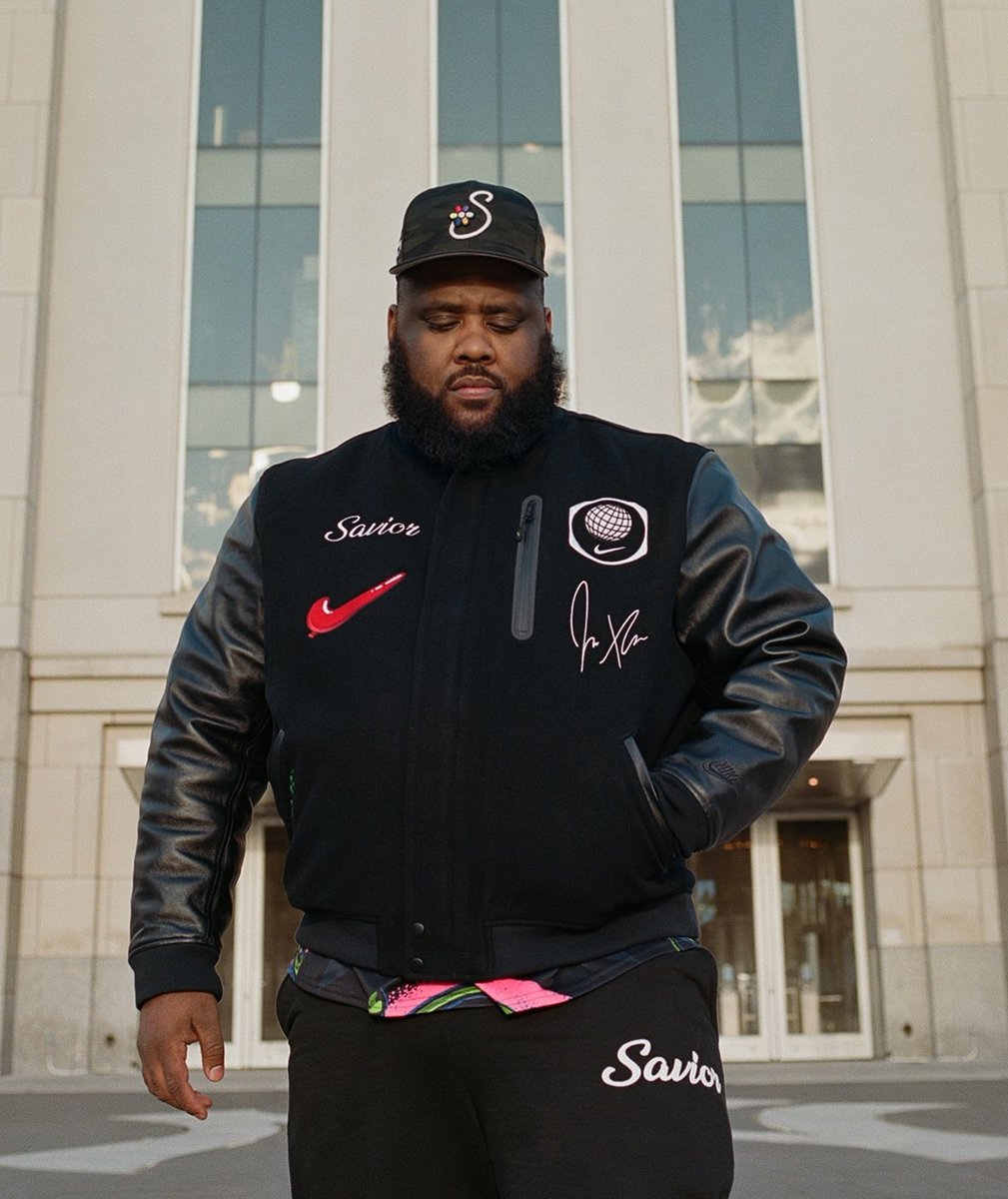 JustFreshKicks tweet media