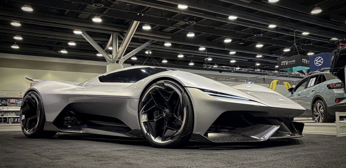 Supercar Adventurer tweet media