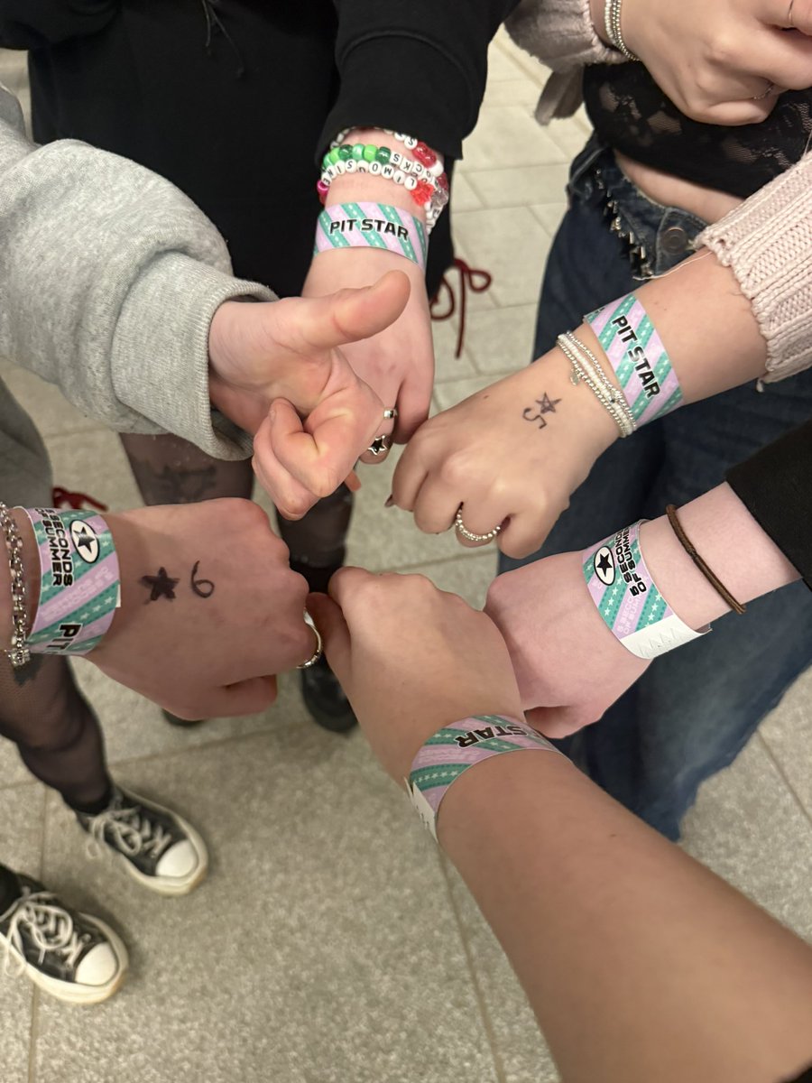 miya ✮ ON TOUR tweet media