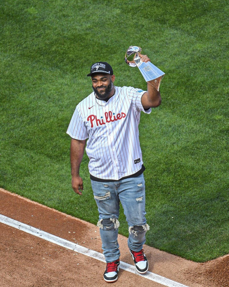 BG_Unblocked's tweet photo. Happy Opening Day! 

#RingTheBell https://t.co/MRBJLn7ap2