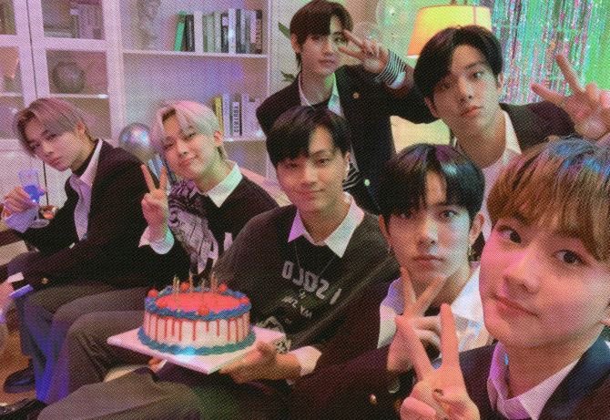 — jayla⁷ #ENHYPEN IS 7 tweet media