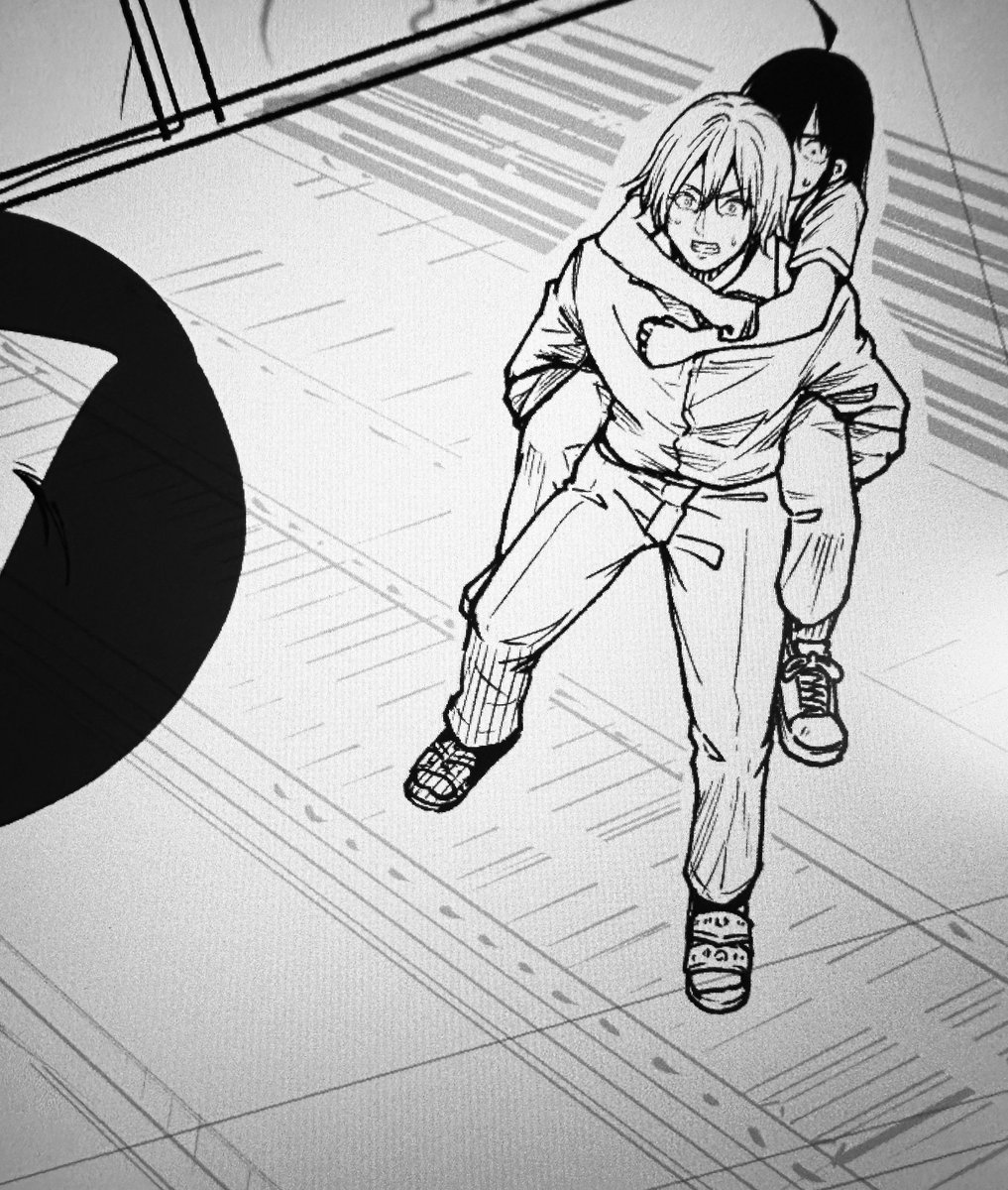 1コマずつ。
早くも深夜の部に突入してしまった。

私の漫画でおんぶって結構出てきた気がしてたけど、冷静に思い出すとあんまり描いてなかった。

良い漫画にしたいものでございますね。
楽しみながら。 