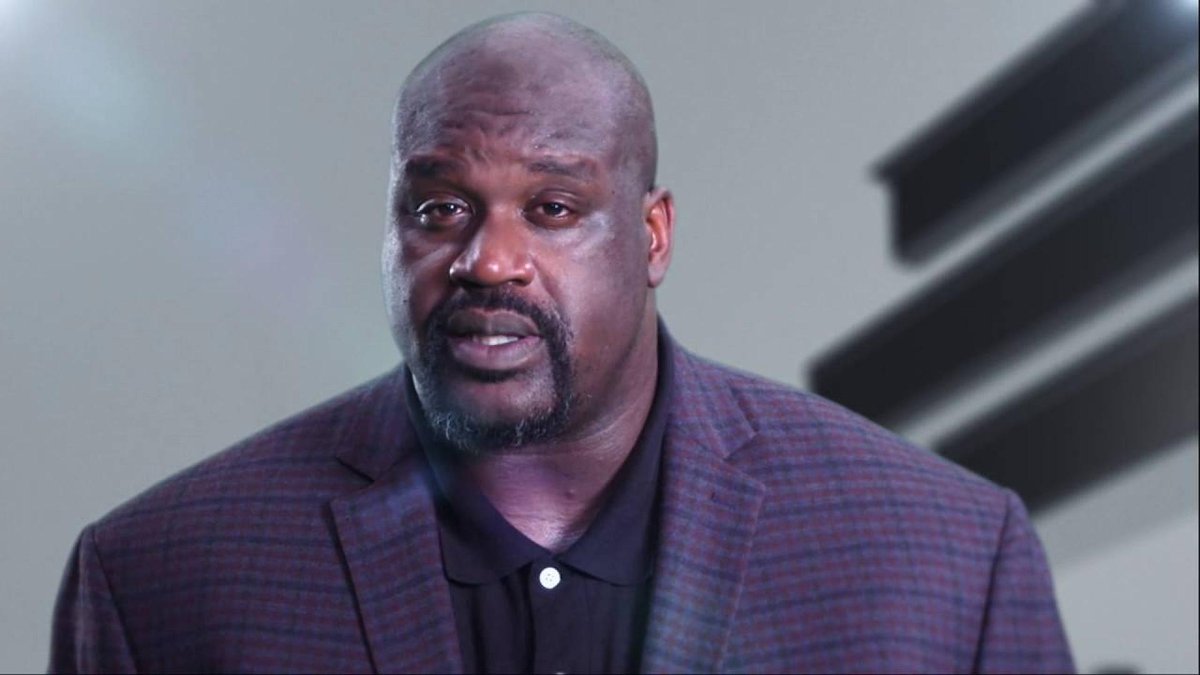 CelebTattler's tweet photo. Shaquille O’Neal addresses ‘horny’ message claims involving Sabrina Carpenter.
Shaq laughs off viral DM hoax and sets the record straight on his podcast episode
https://t.co/WBoBdE7b7e
 #celebrities https://t.co/hnHrrHwrxc