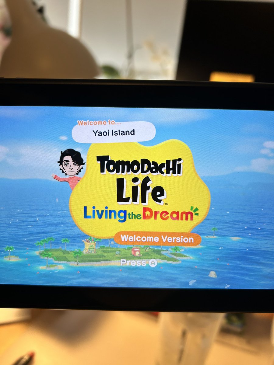 up here photoing my toilet in a shoot tweet media