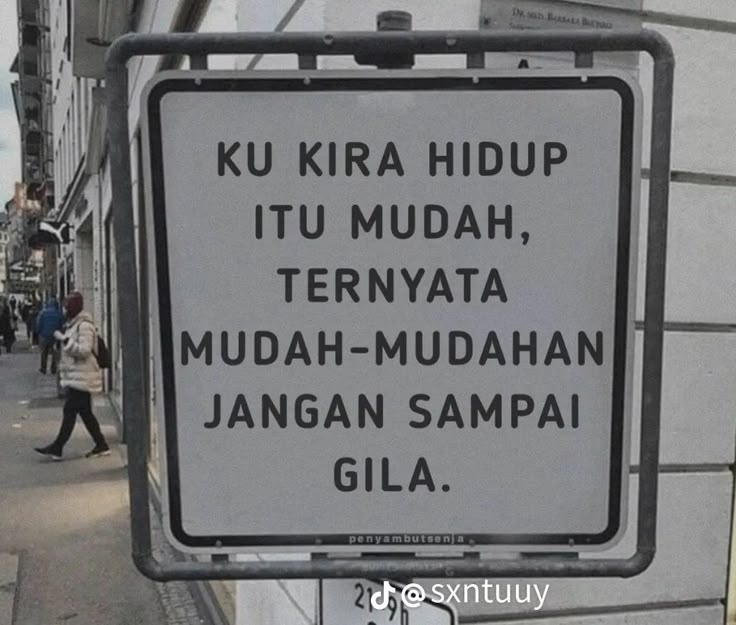 umi rosdiah tweet media