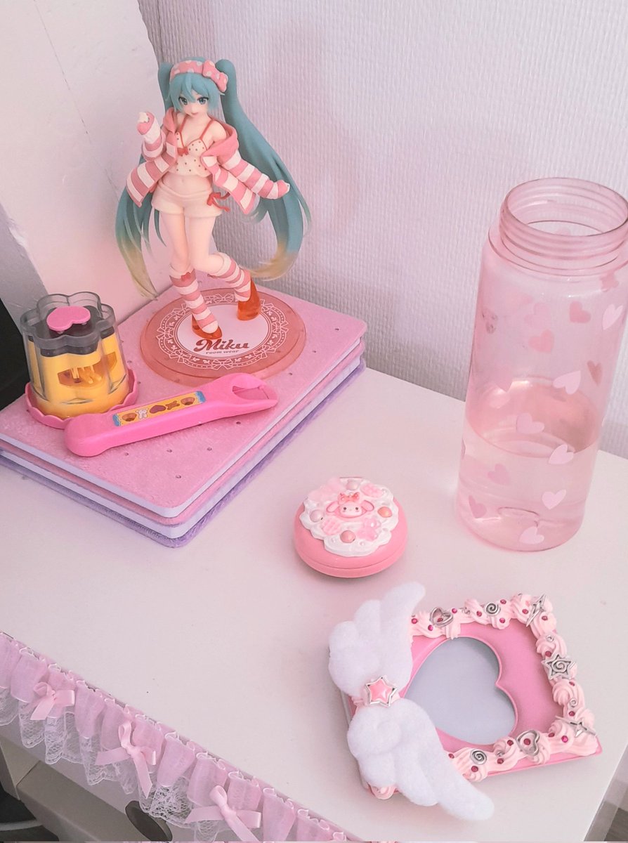 Khali 🪽🌷 . even in arcadia ᛐᛞᛚ tweet media