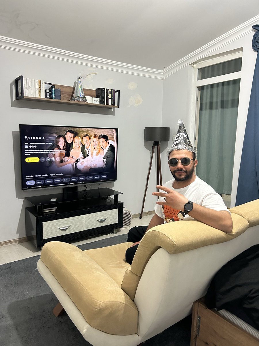 kasmincee's tweet photo. BABA 30 👑 https://t.co/omgQnwbxtP
