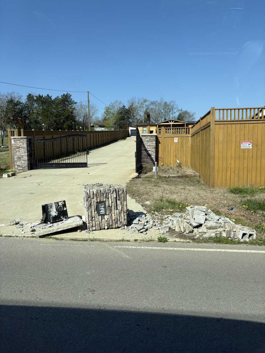 Pastor Greg Locke tweet media