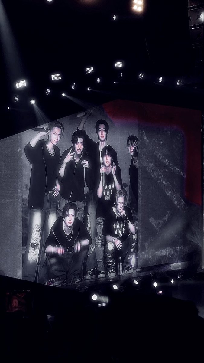 zuzu ENHYPEN IS 7 tweet media