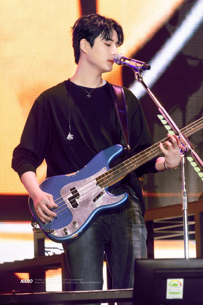 𝙉𝘼𝙍𝙊 tweet media